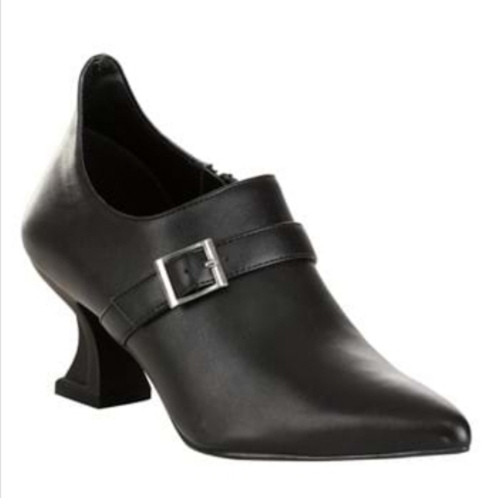 Victorian Baroque With Shoes